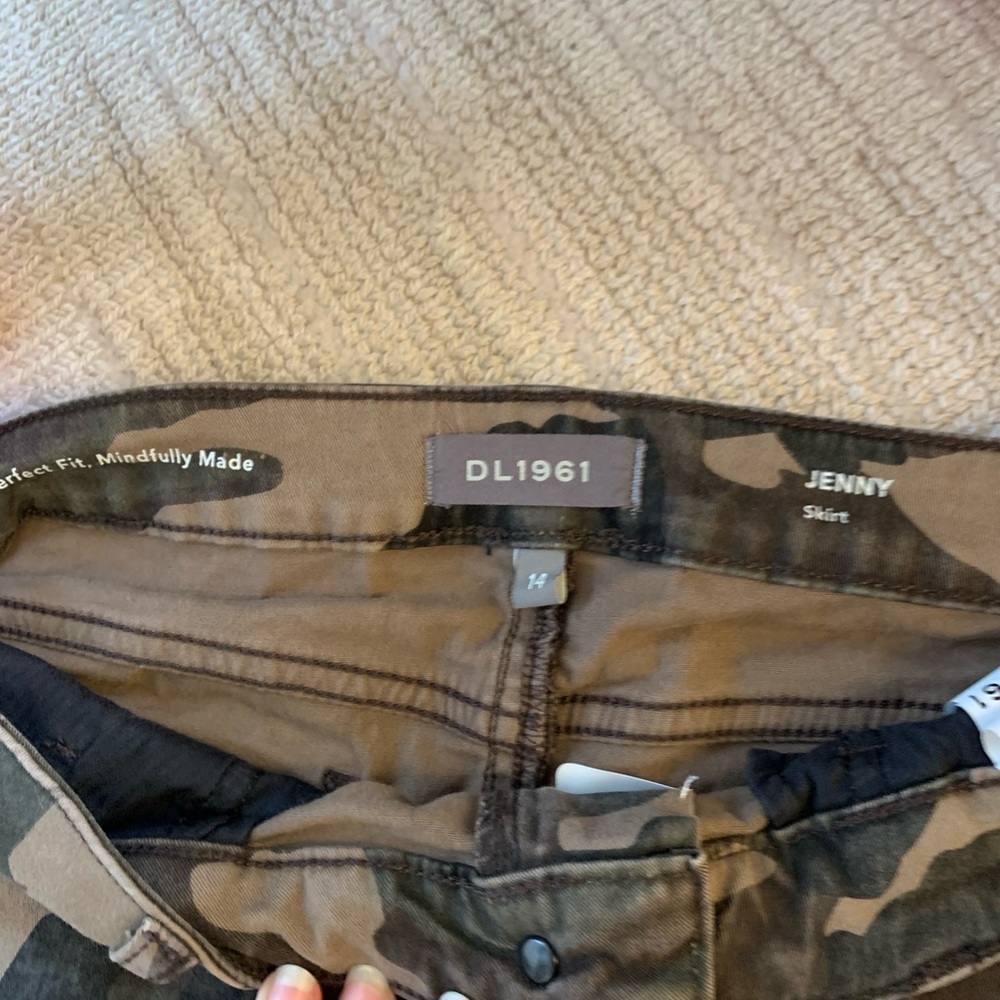 camo demo skirt